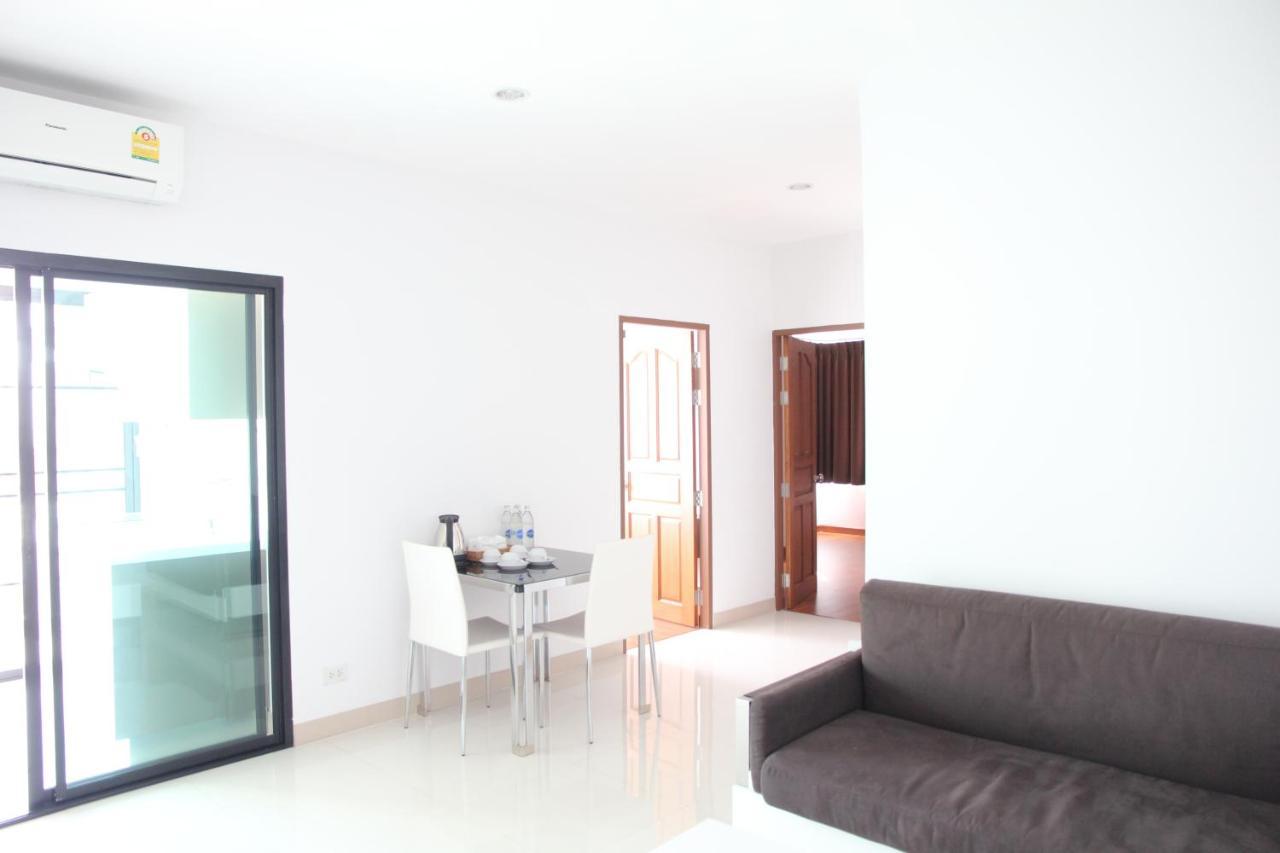 V-Twin Donjan Service Apartment Чиангмай Экстерьер фото