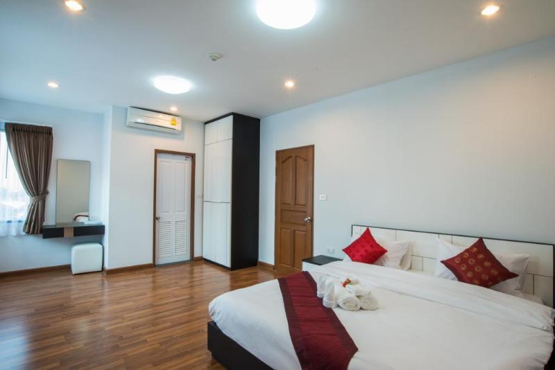 V-Twin Donjan Service Apartment Чиангмай Экстерьер фото