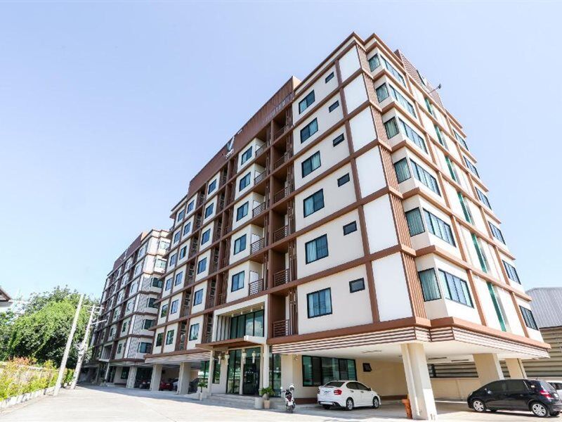 V-Twin Donjan Service Apartment Чиангмай Экстерьер фото