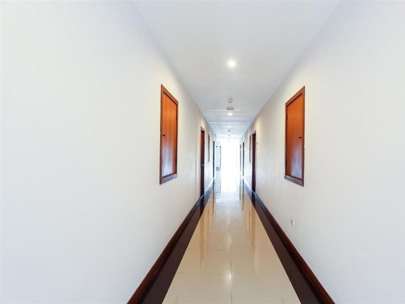 V-Twin Donjan Service Apartment Чиангмай Экстерьер фото