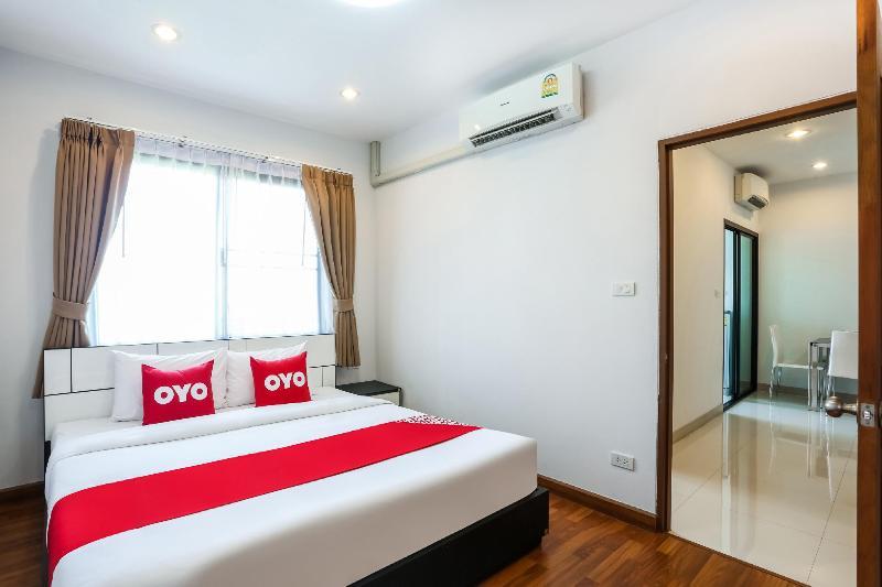 V-Twin Donjan Service Apartment Чиангмай Экстерьер фото